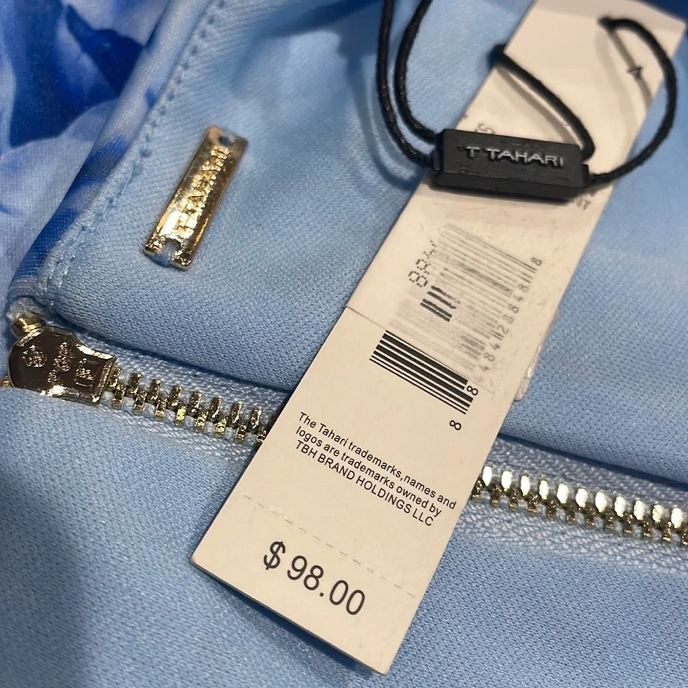 T. Tahari Sleeveless Blue & White Floral Zippered Back NWT Size 4 - Picture 8 of 16